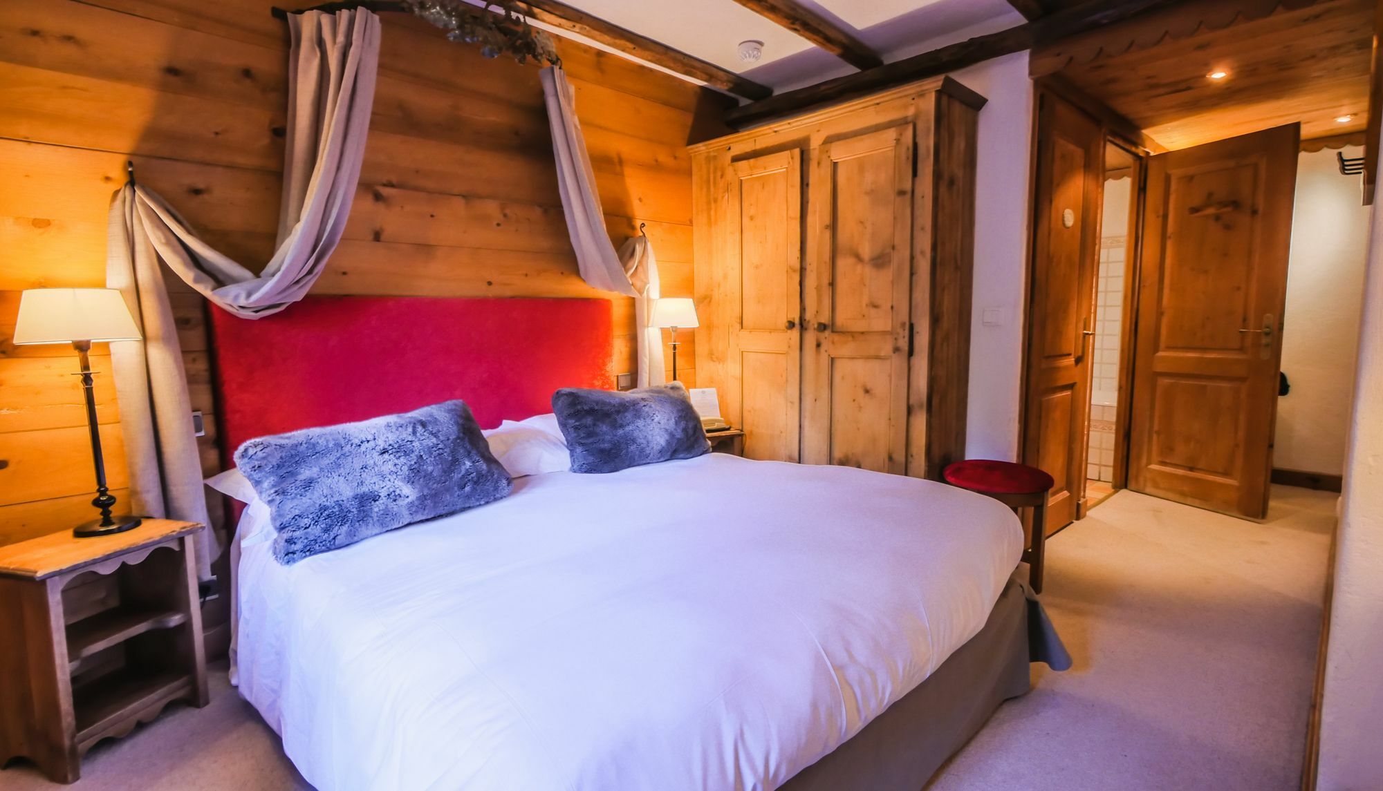 Coeur De Megeve Hotel Exterior photo